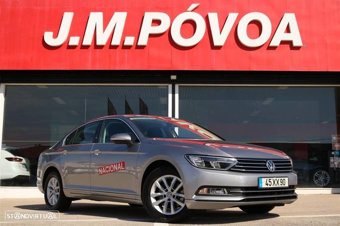 VW Passat 2.0 TDI Business P.DSG - 2