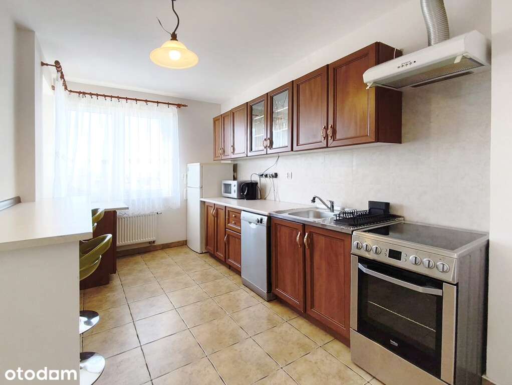 3 niezależne pokoje/ 3 piętro / winda /os. Pobitno-4