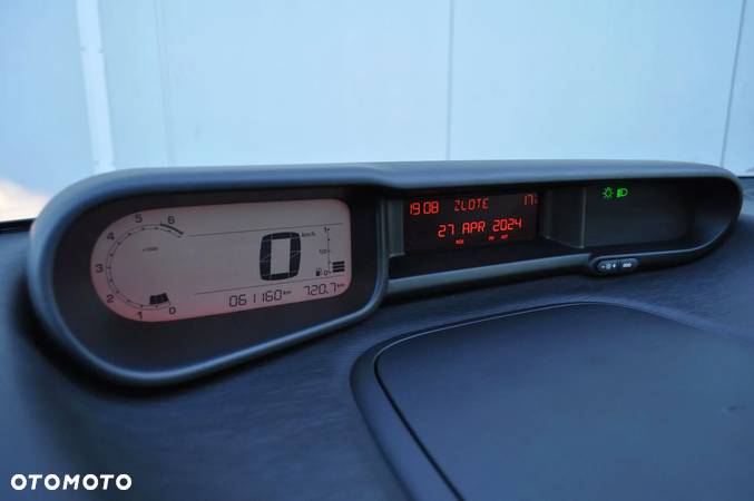 Citroën C3 Picasso 1.4i Exclusive - 25