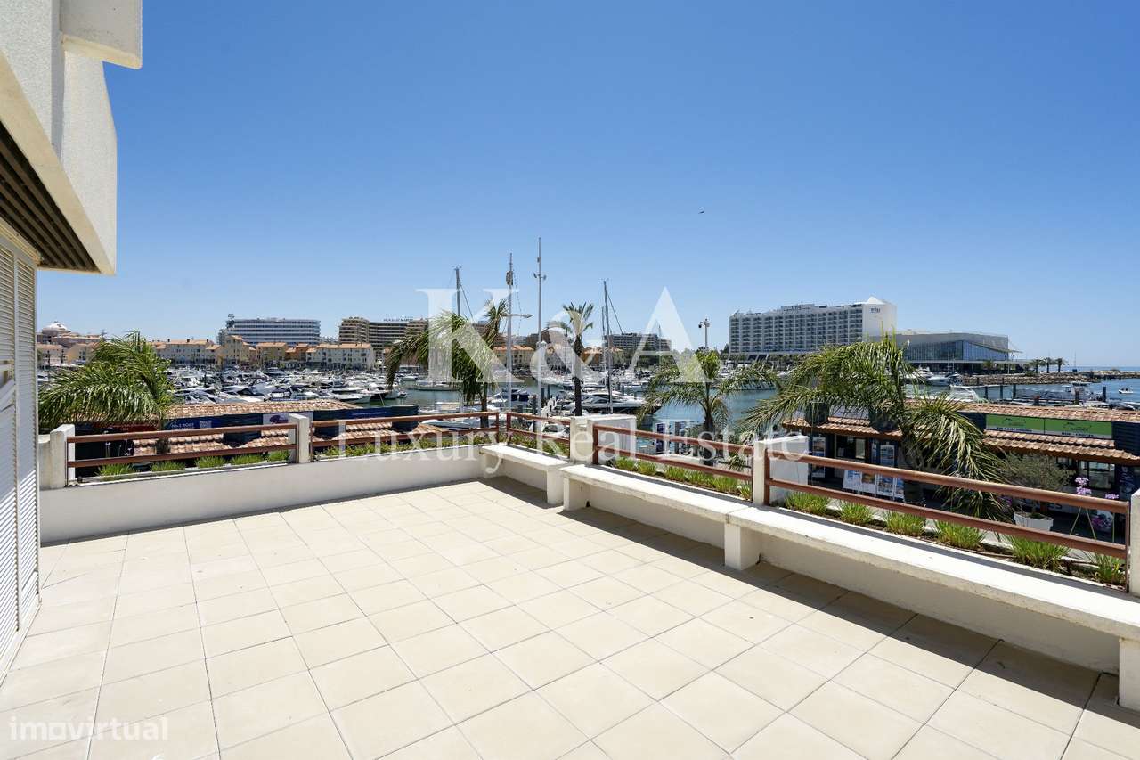 Apartamento T3 na Marina de Vilamoura, Algarve. - Grande imagem: 2/24