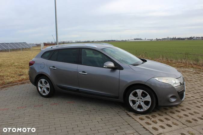 Renault Megane 1.9 dCi FAP Grandtour Avantage - 23