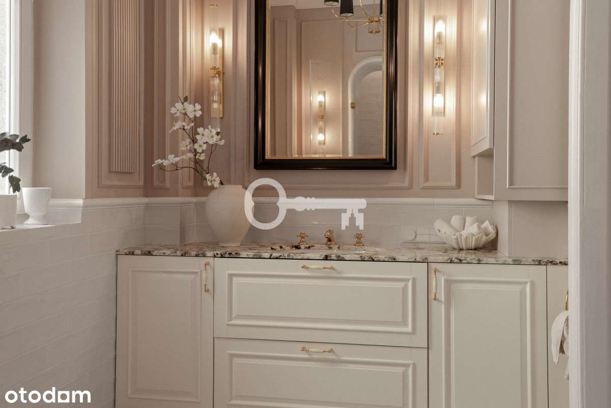 Paryski Szyk w Sercu Wildy | Marmur i Lity Dąb-16