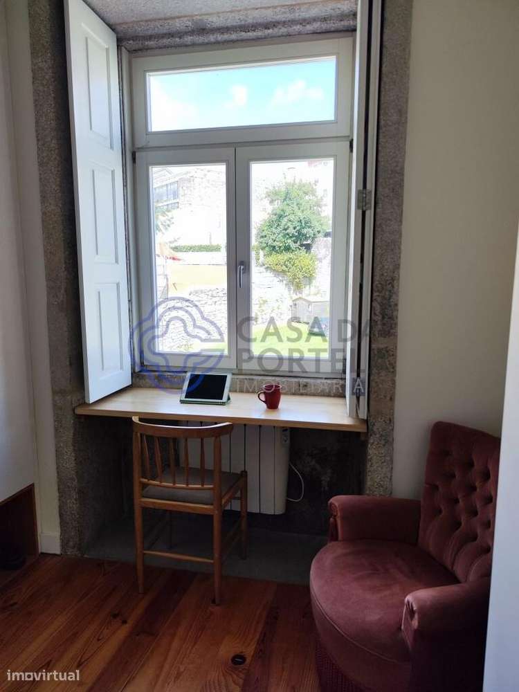 Apartamento T1+1 mobilado no coração da baixa portuense a metros da Sé - Grande imagem: 4/9