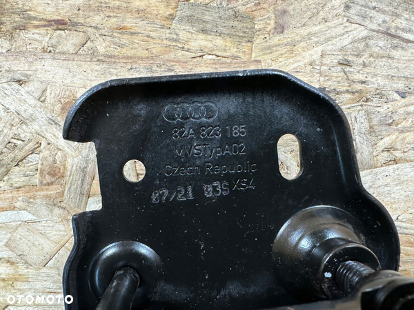 ZAMEK RYGIEL ZACZEP MASKI AUDI A1 II 82A 82A823185 2018- - 10