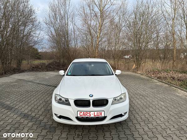 BMW Seria 3 320d - 1