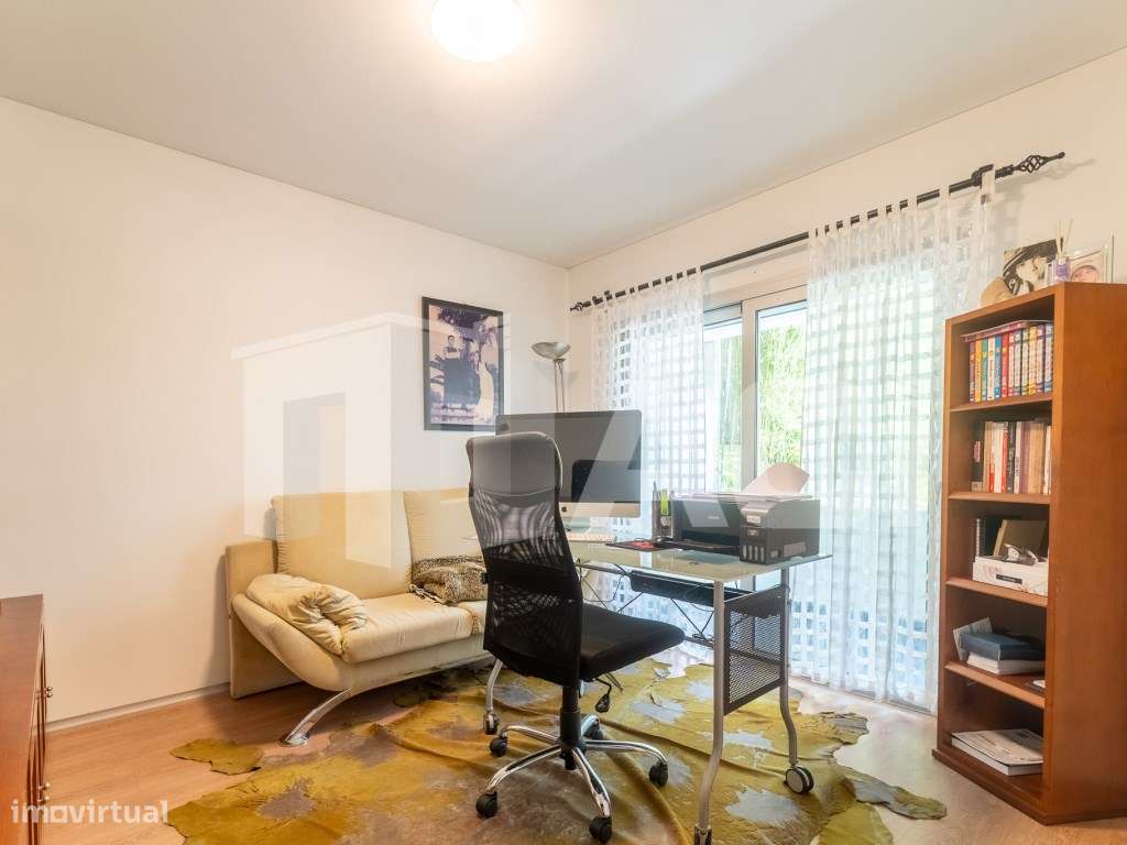 Magnífica Moradia T3+2 nos arredores da Cidade de Leiria-13