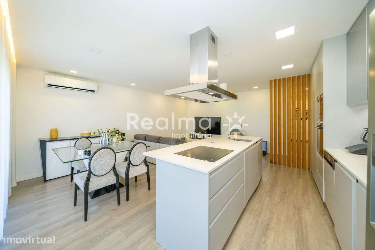 Apartamento T3 Areal- Totalmente Renovado-17