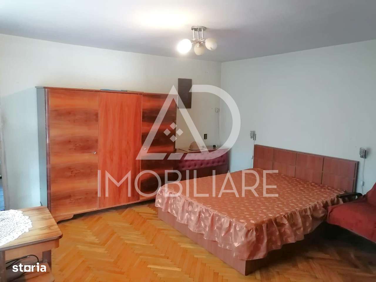 Casa de vanzare in Romanesti - Imagine principală: 4/9