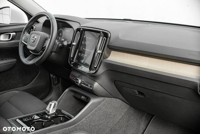 Volvo XC 40 T3 Inscription - 37