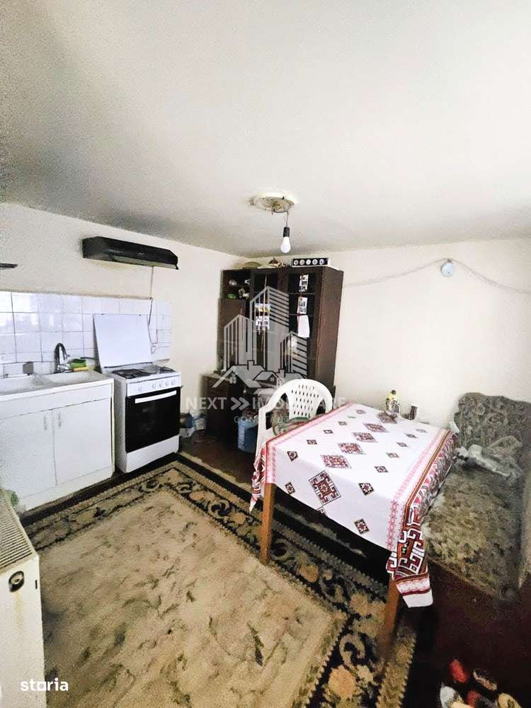 Casa 3 camere cu teren de 1137mp, in Lumina pe  strada Morii-5