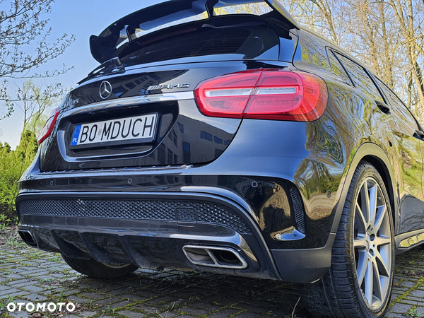 Mercedes-Benz GLA 45 AMG 4-Matic - 8