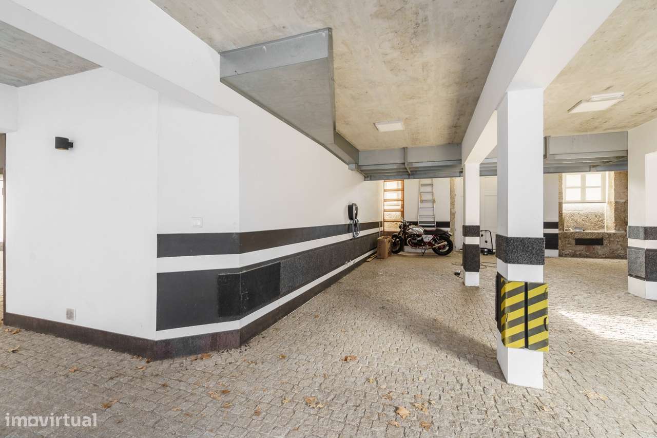 Apartamento T3 de luxo no Centro Histórico de Braga-55