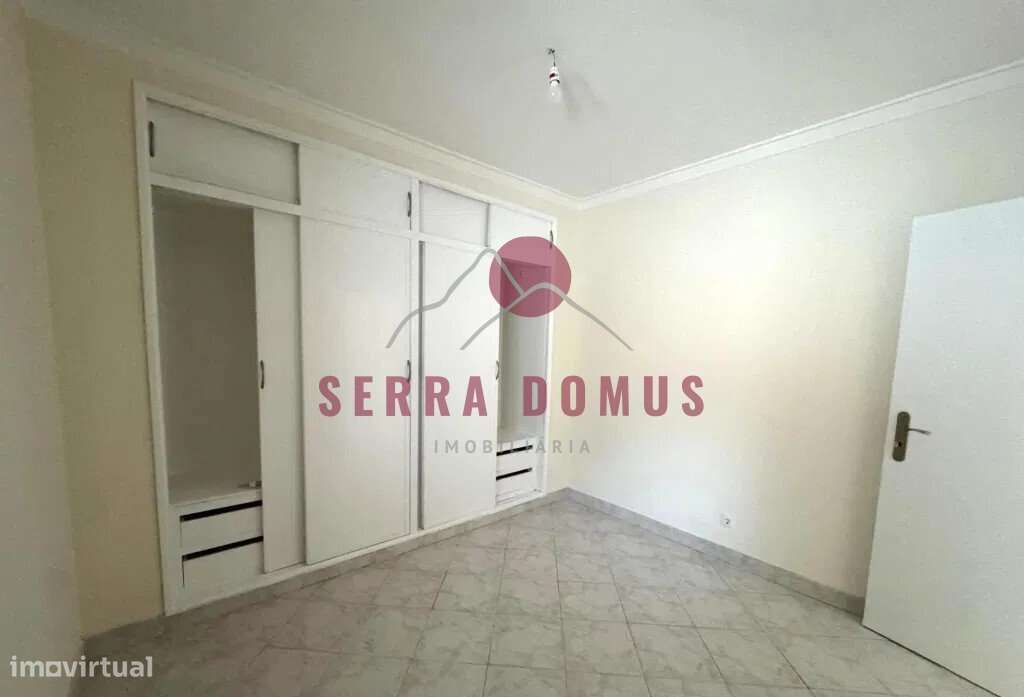 Apartamento T1  junto ao mar - Praia do Magoito com lugar de estaci...-13