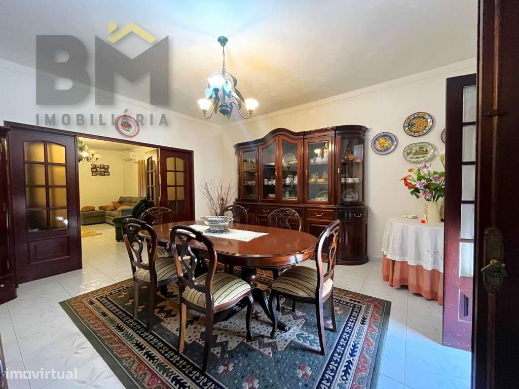 Moradia T3 com terreno a poucos minutos de Castelo Branco - Grande imagem: 4/44