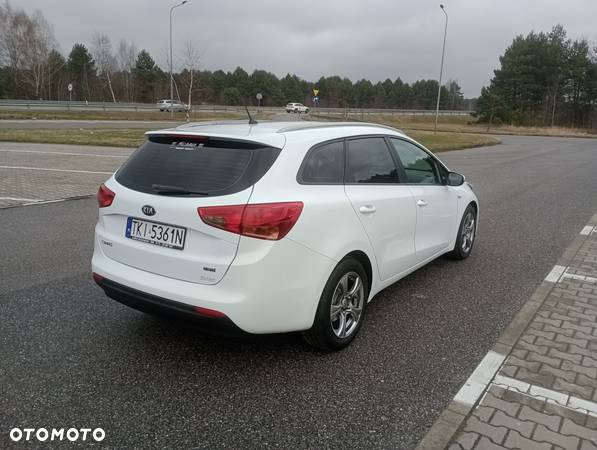 Kia Ceed Cee'd 1.6 CRDi M - 14