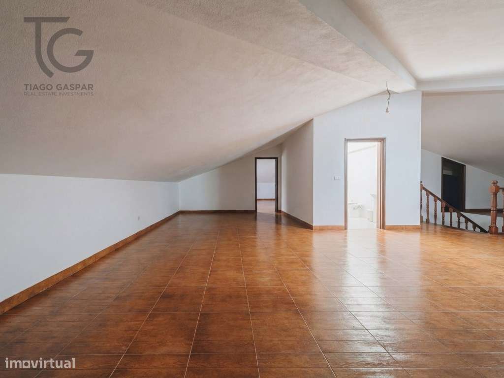 Moradia T3 com Terreno 10.000m² e Vinha em Produção | Arneiro - Tor...-19