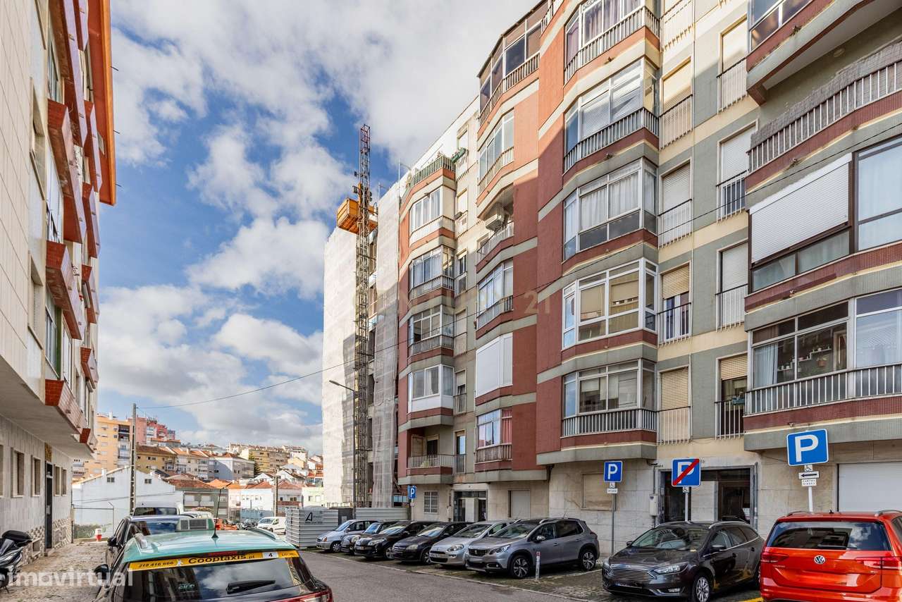 Apartamento T2 em Sacavém-21