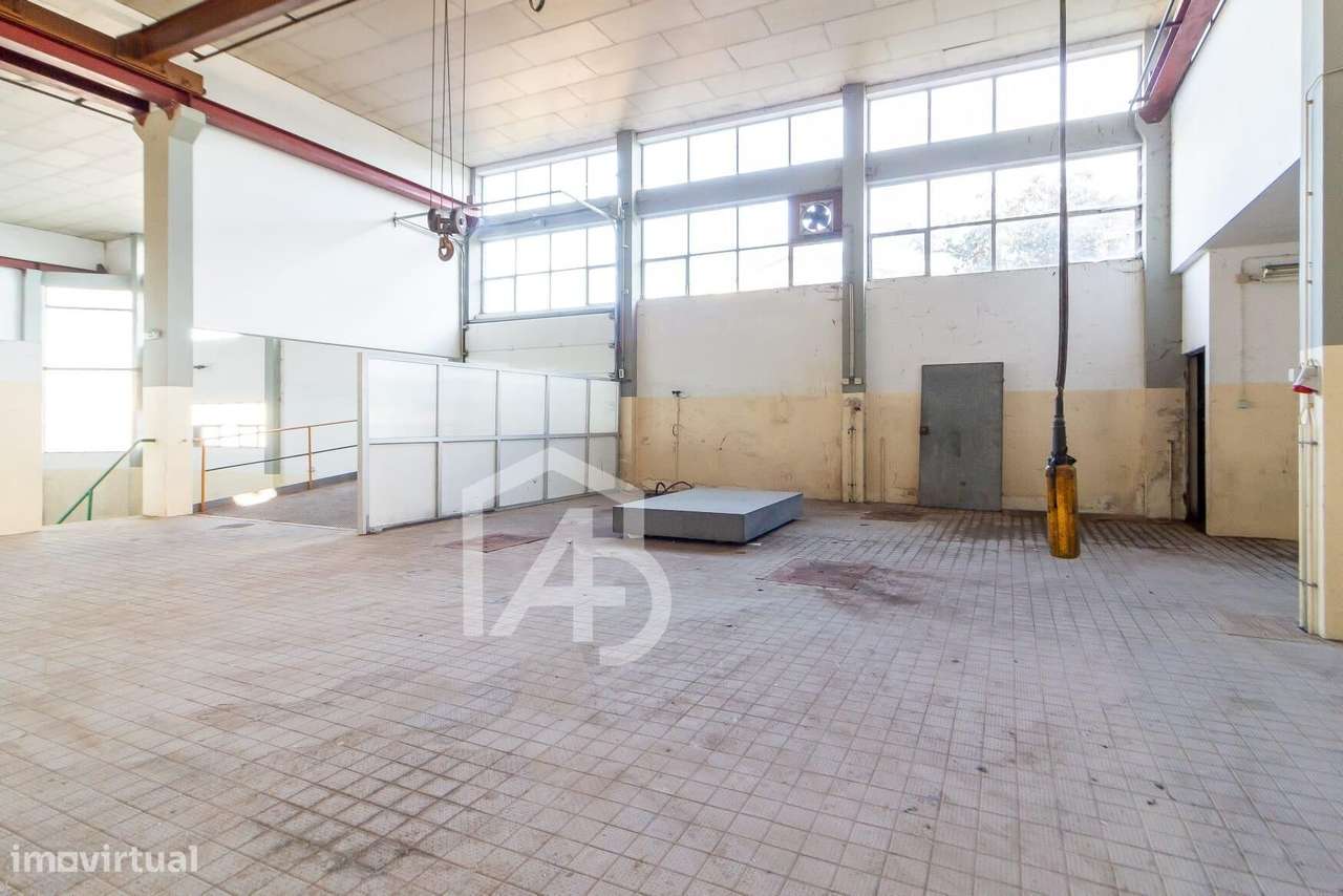 Prédio com potencial de reabilitação – Pernelhas, Leiria-32