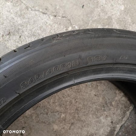 Opona 245/40/18 Bridgestone Potenza S001 (E6800) - 4