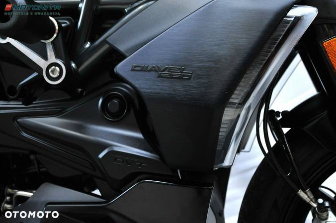 Ducati Diavel - 11