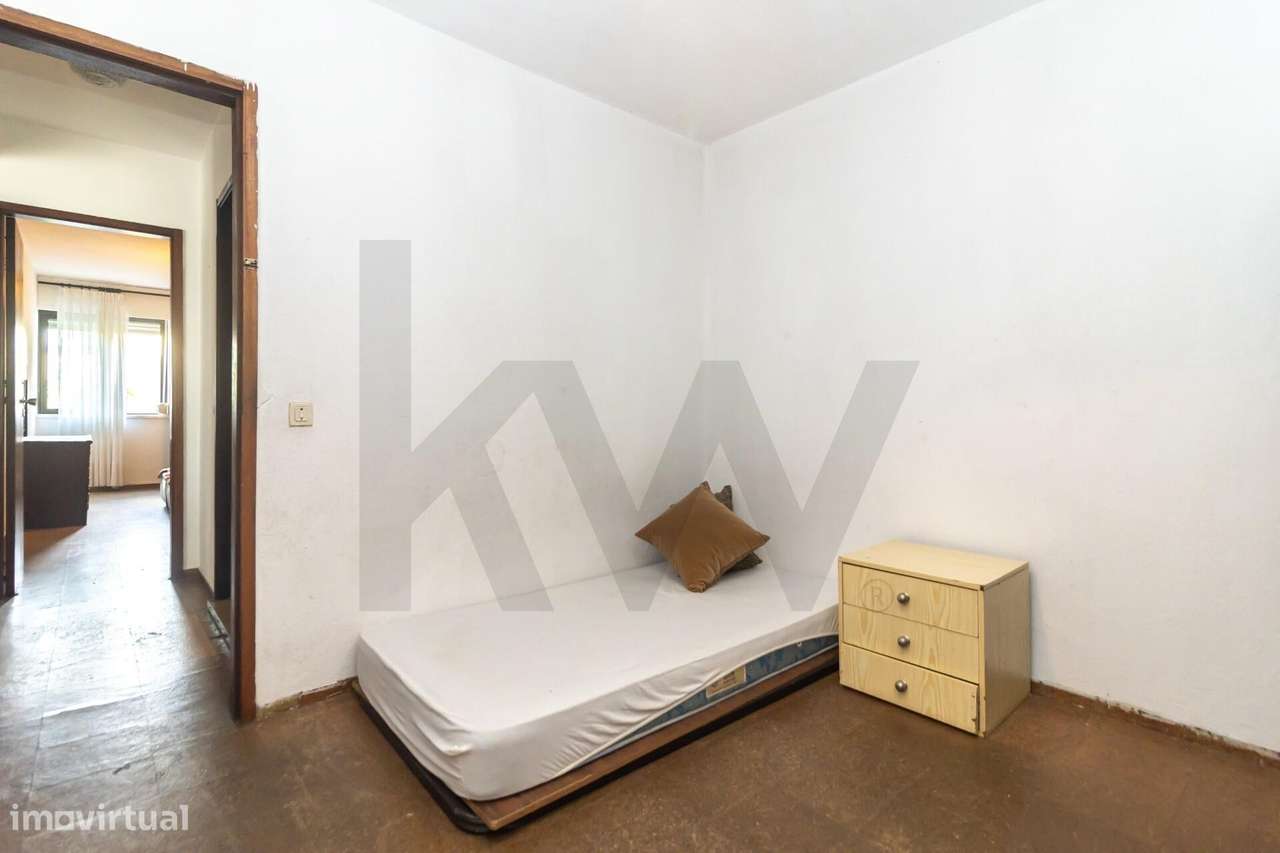 Apartamento T3 na Fonte da Prata – Excelente Oportunidade de Mercado,-21