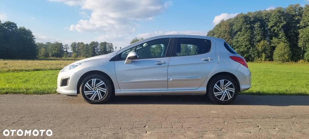 Peugeot 308 1.6 HDi Active - 1
