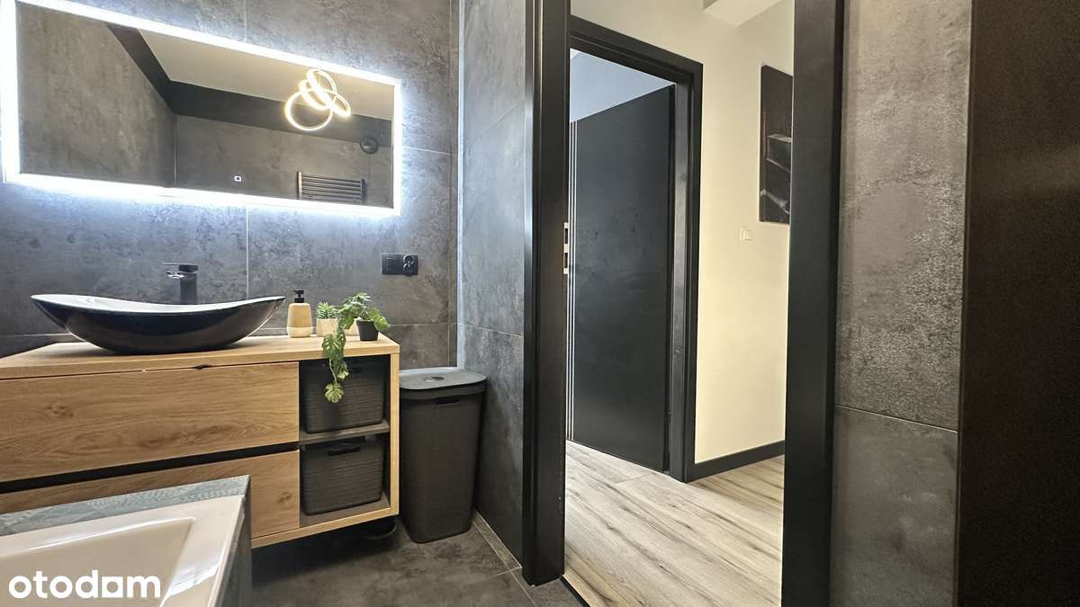 3 pokojowe z dużą loggią w nowym budynku | garderoba-14