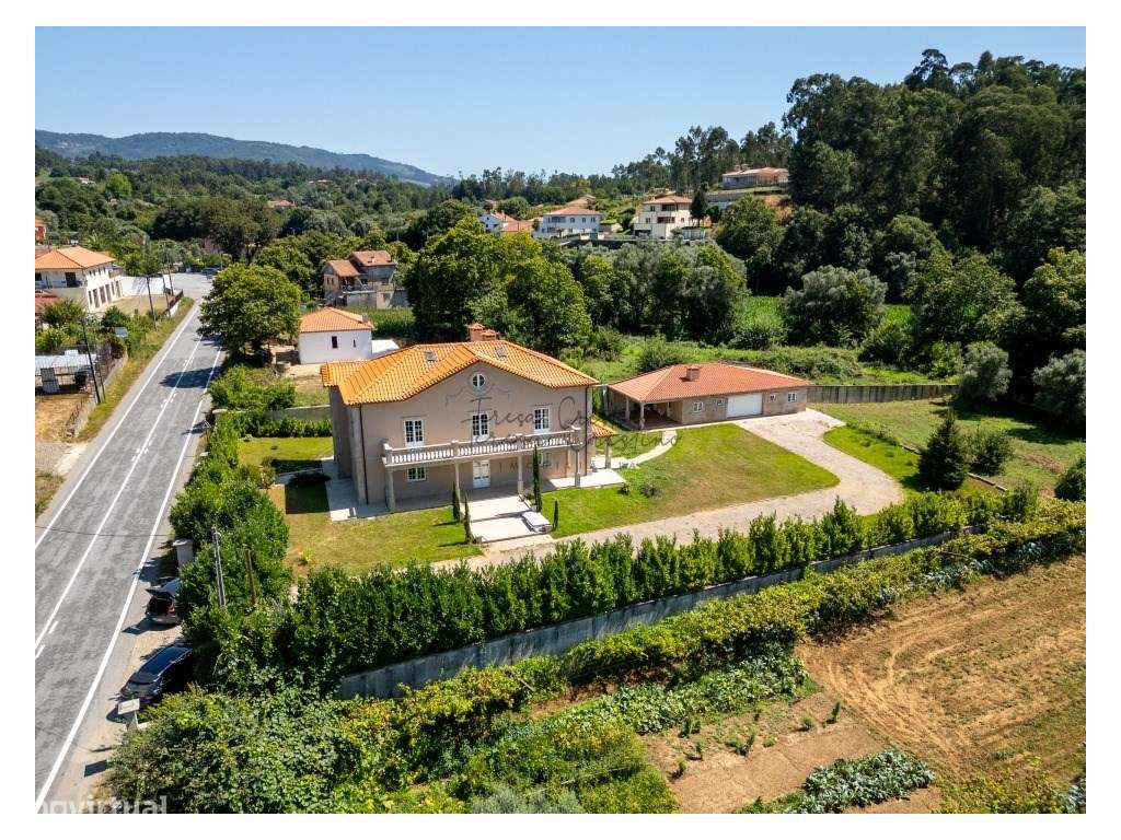 Moradia T4| Fornelos e Queijada - Ponte de Lima - Grande imagem: 2/58