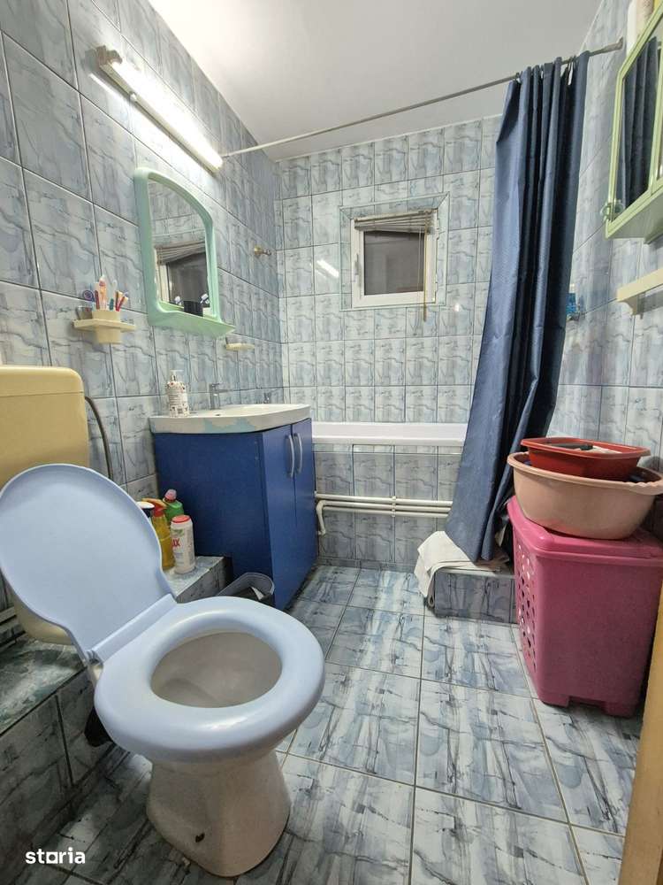 Apartament cu 3 camere decomandat Nicolina Catedrala Catolică et2-9