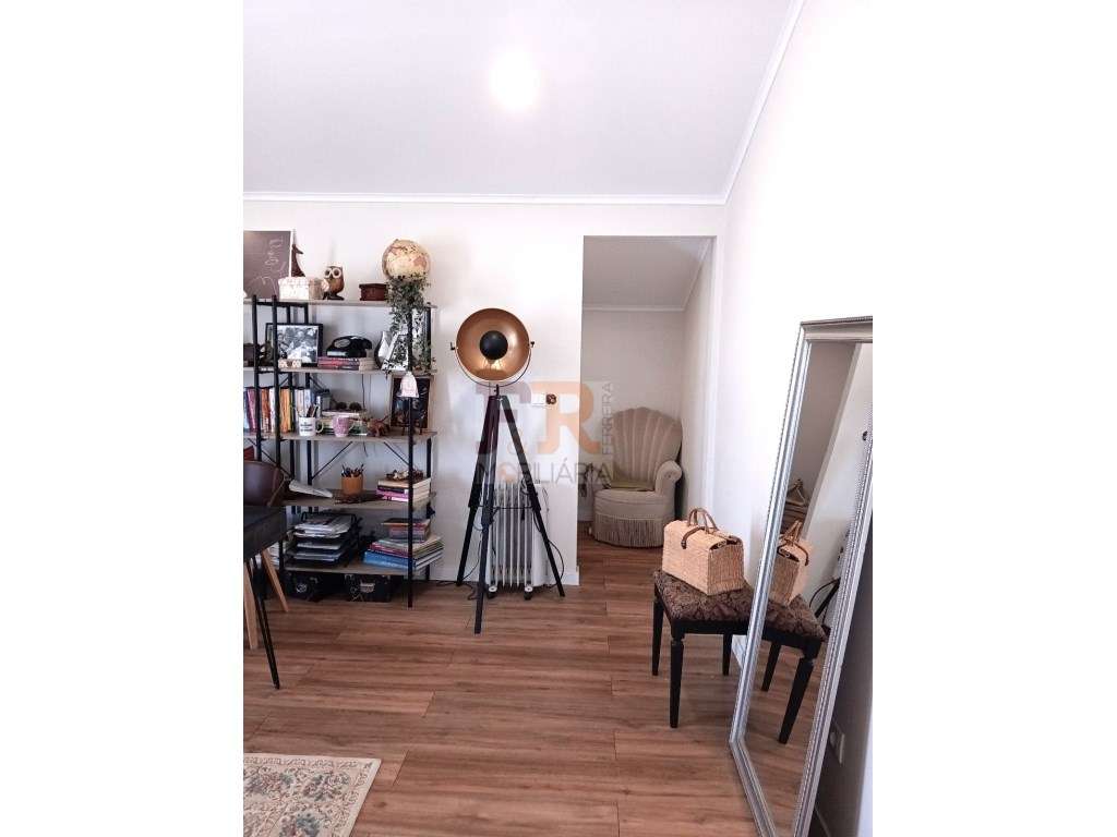 Moradia Isolada Duplex T6 Azeitão-30