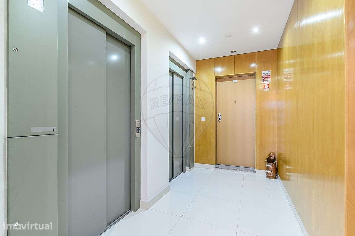 Apartamento T5 de Luxo Penthouse com terraço-22