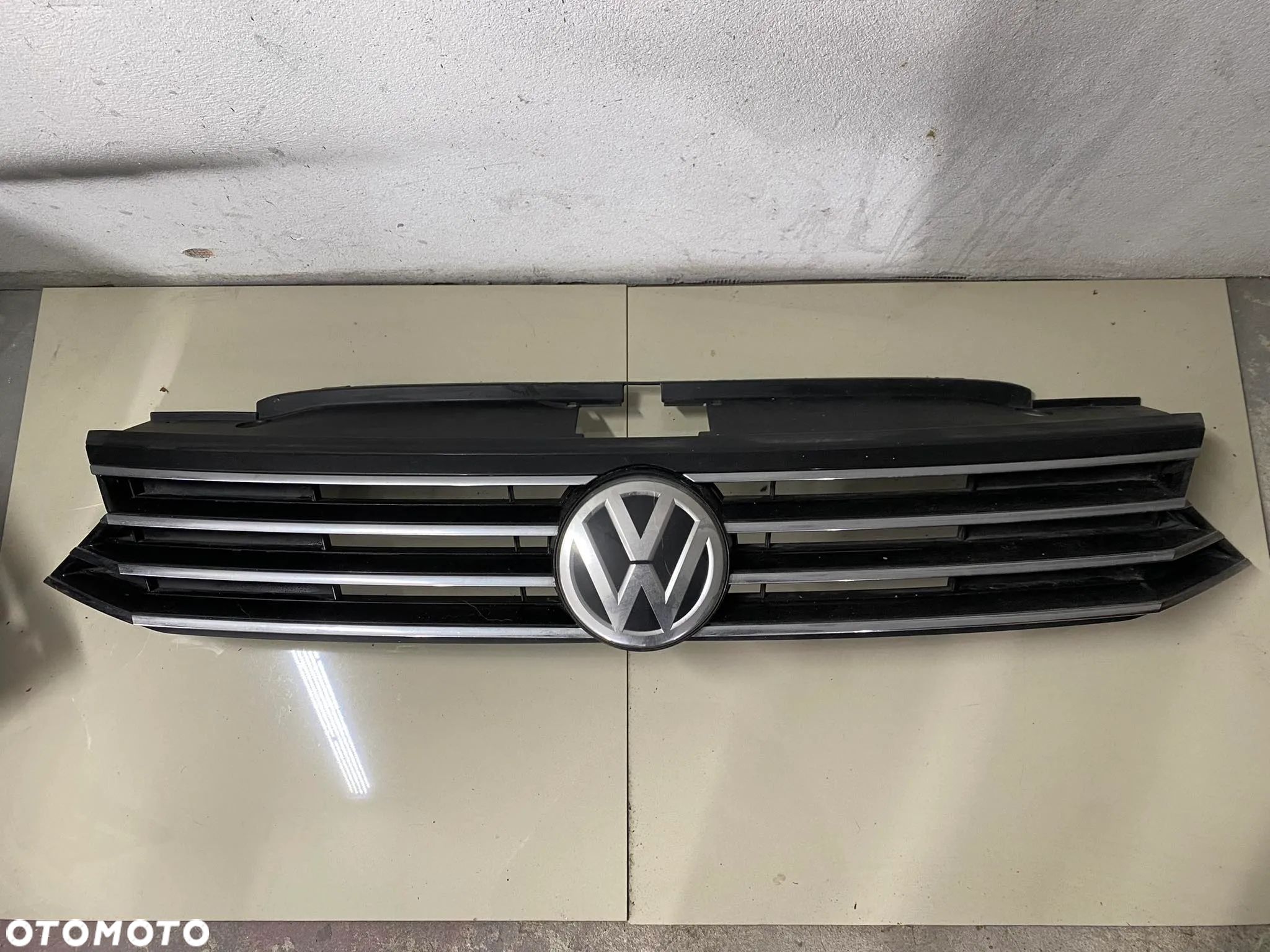 VW PASSAT B8 GRIL ATRAPA ZDERZAKA 3G0853653D - 1