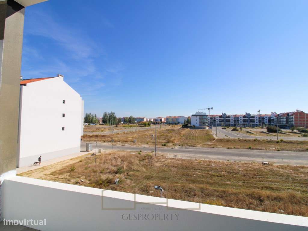 Apartamento T3 Duplex em Pinhal Novo-16