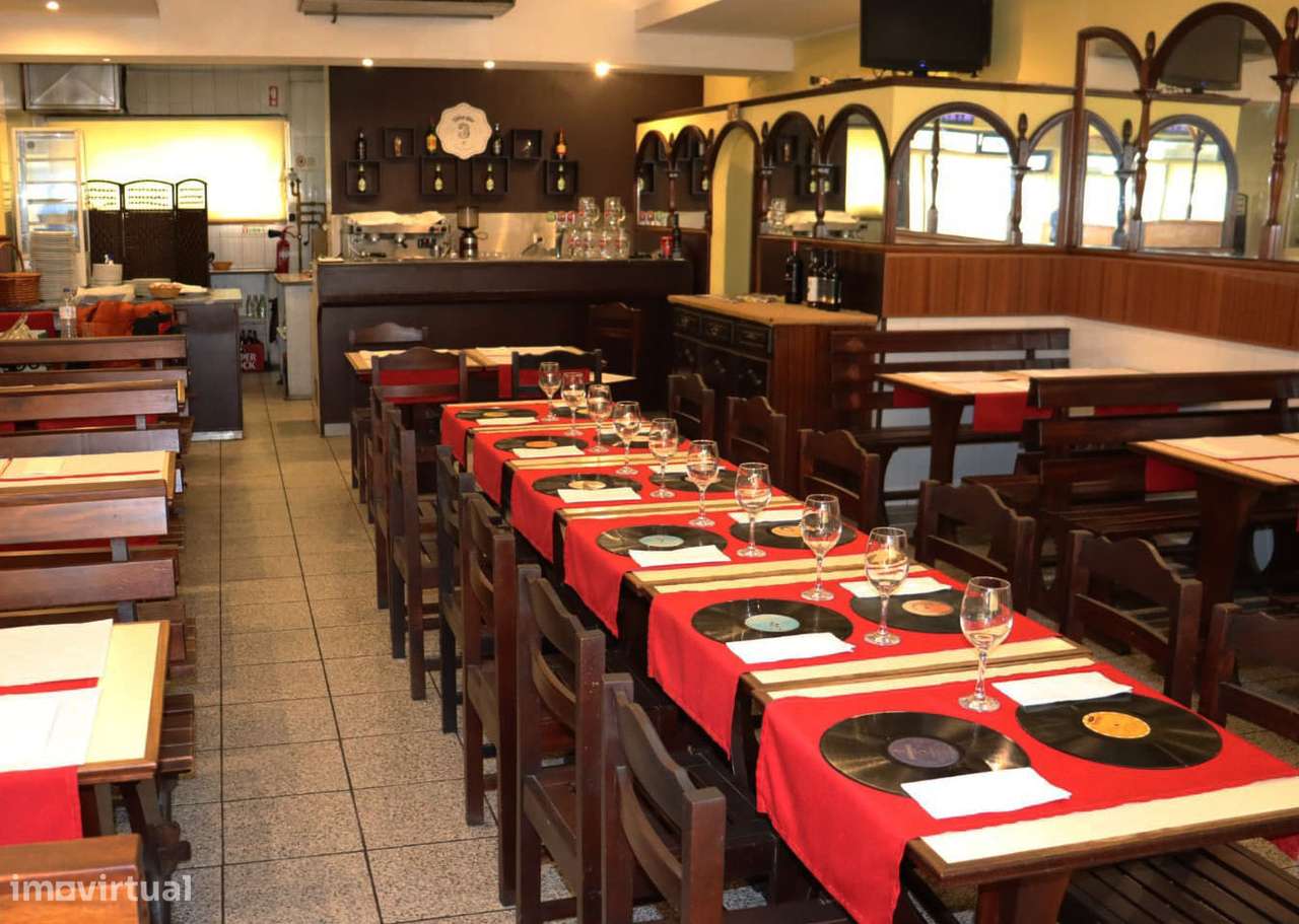 Trespasse de restaurante localizado perto da praia e Casino de Espinho - Grande imagem: 2/3