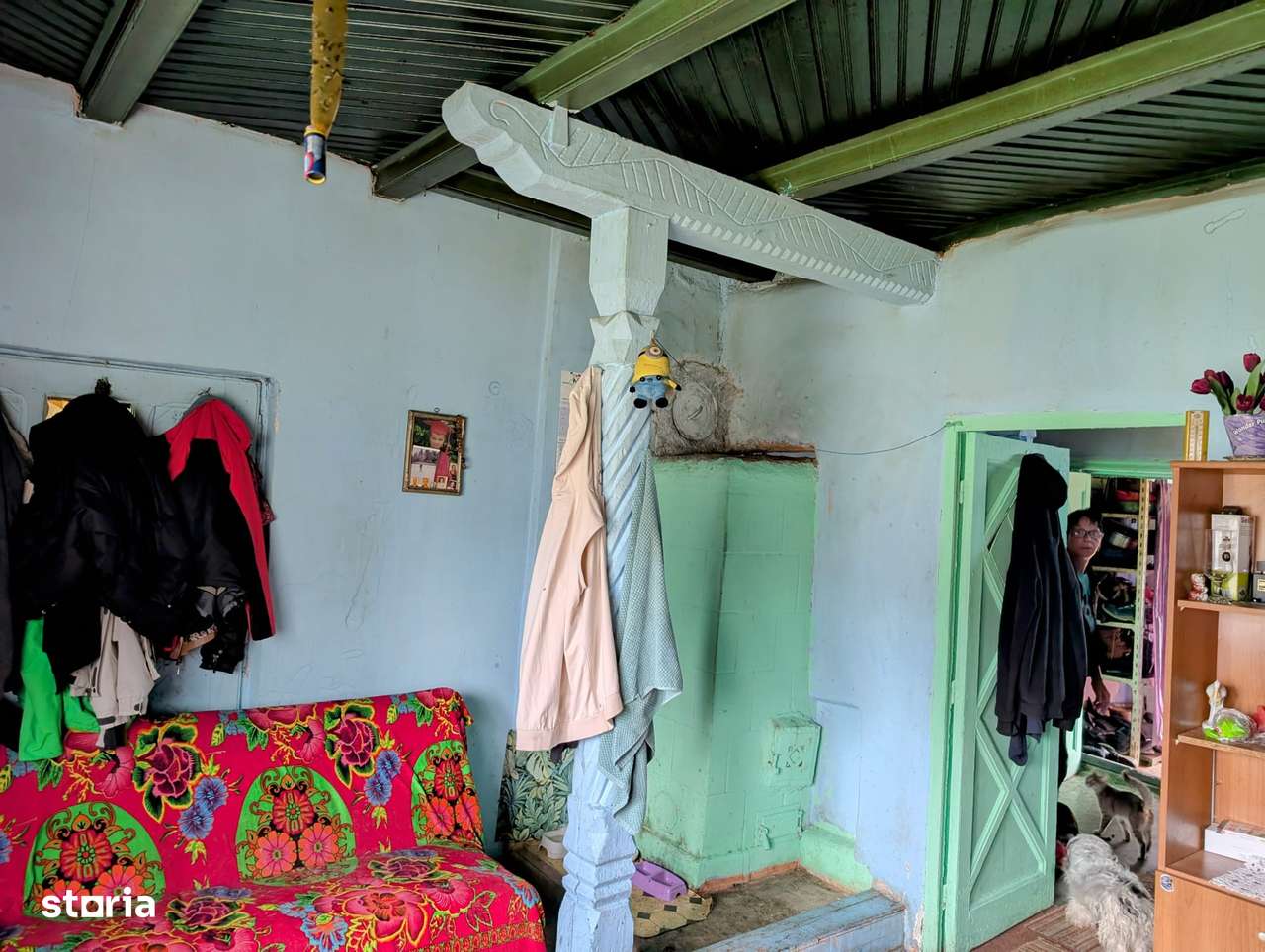 Predeal,P+1,casa din busteni,in spatele terenului curge raul Prahova-6