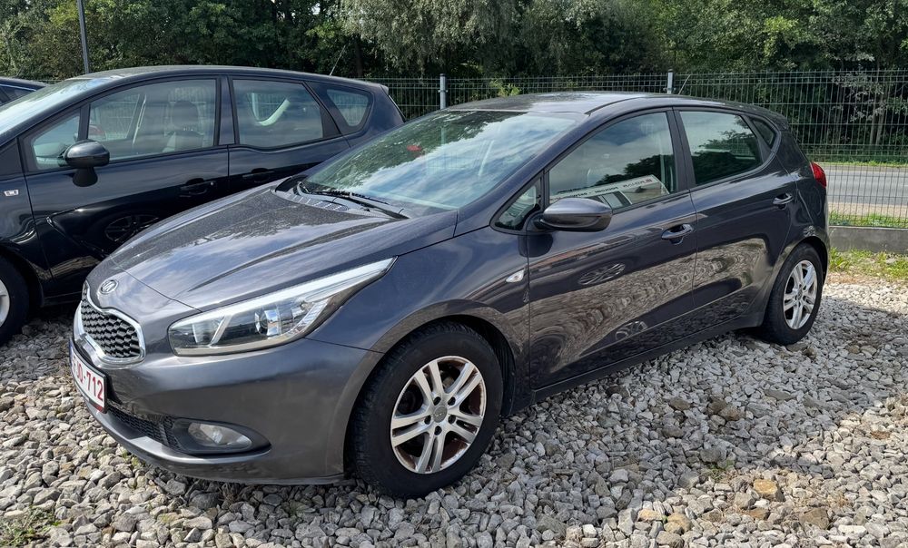 Kia Ceed II (2012-) 1.6 CRDi M 2014