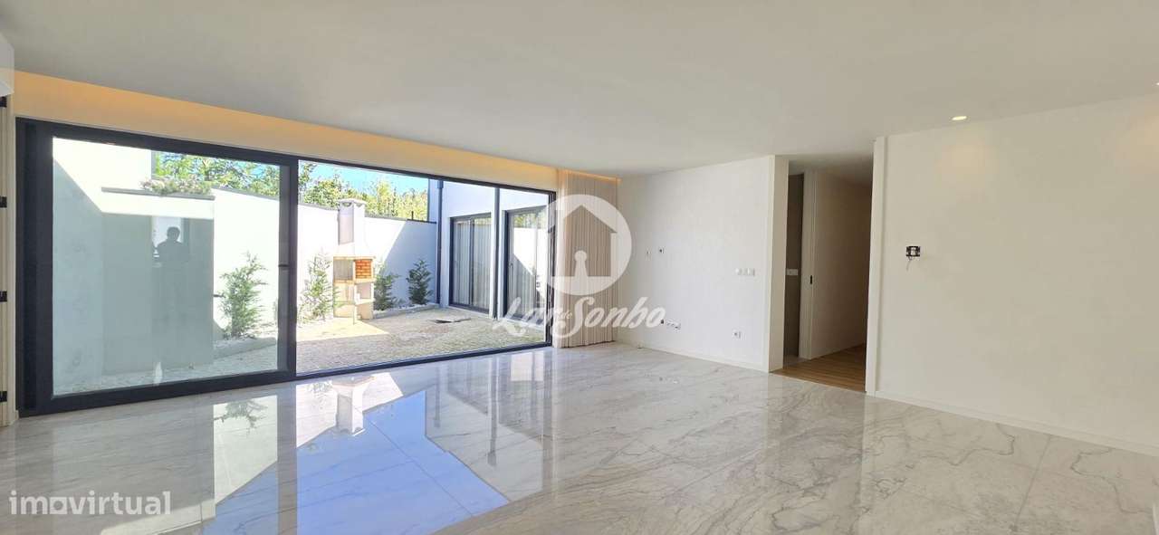 Moradia T3 Como Nova em Lavra | Matosinhos - Grande imagem: 4/24