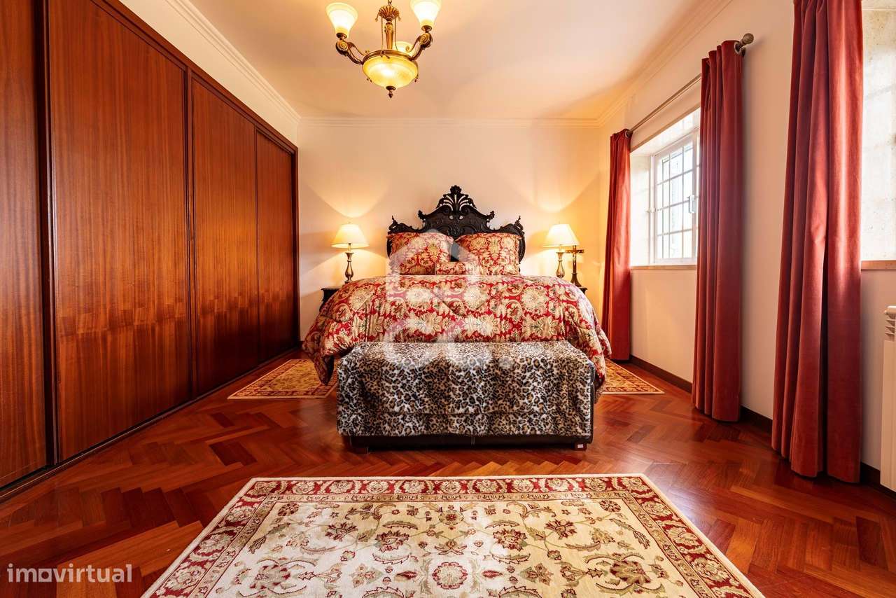 Moradia T4+3 de Prestígio em Vila Nova – Cadaval-38