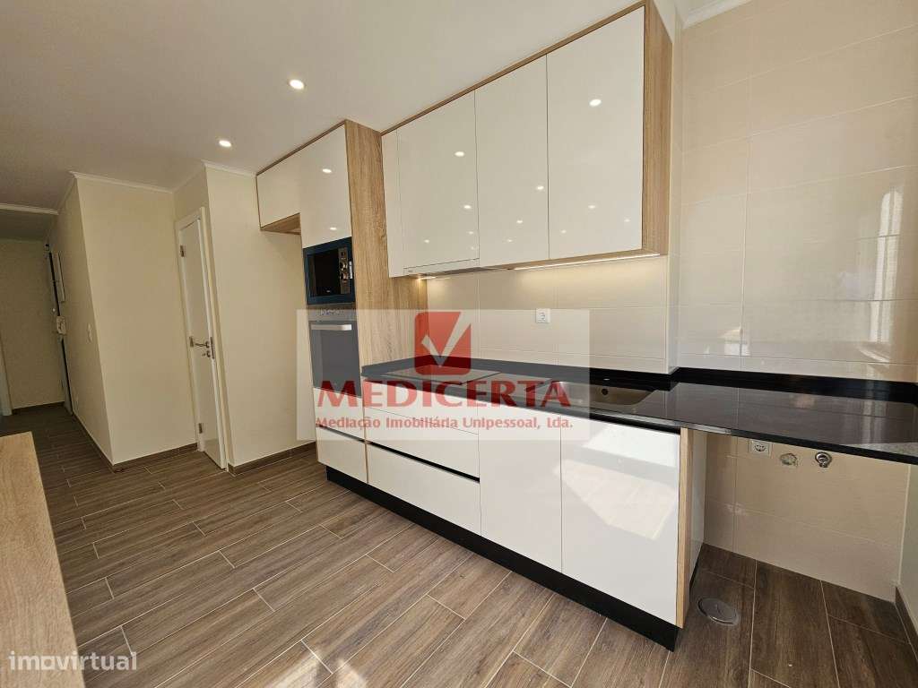 Agualva - Centro/estação T2 (80m2) Totalmente remodelado - Grande imagem: 4/20