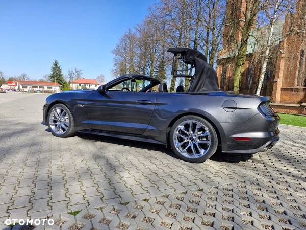 Ford Mustang 5.0 V8 GT - 9