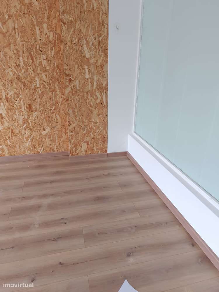 Loja para arrendamento no centro de Torres Vedras - Grande imagem: 4/9