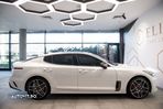 Kia Stinger 3.3 T-GDI 8AT AWD GT - 9