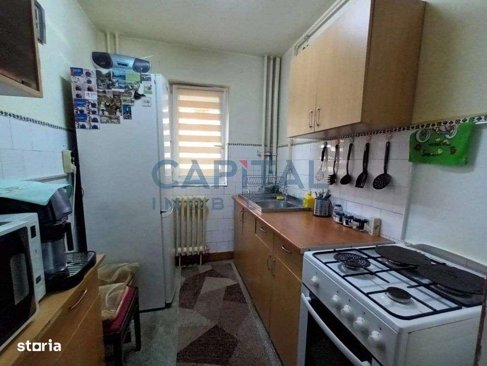 Vanzare apartament 3 camere, semidecomandat, zona Big, Manastur - Imagine principală: 5/10
