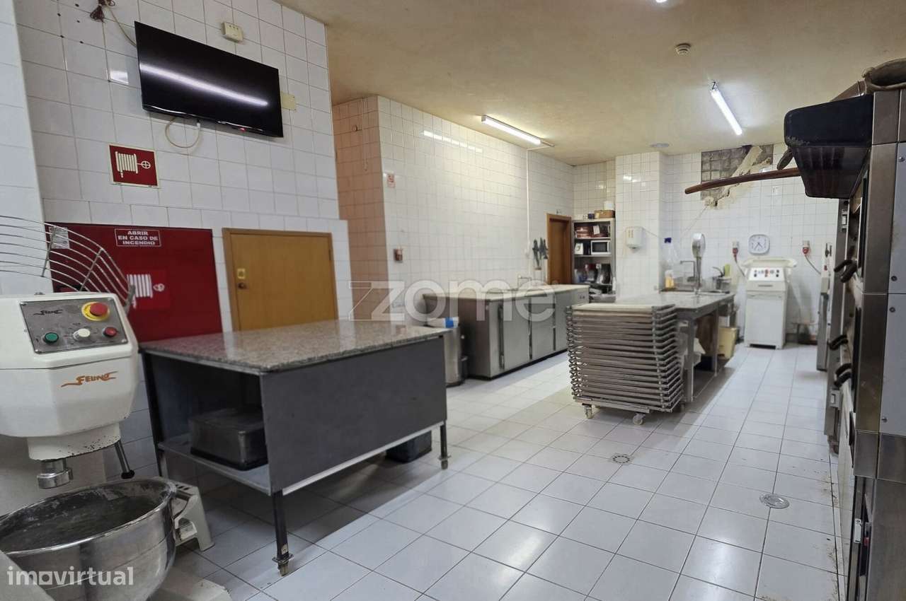 Pastelaria com Fabrico Próprio |V. N. Gaia-18