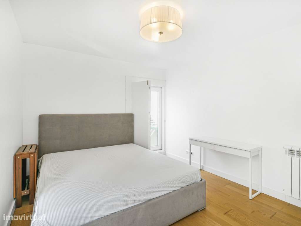Apartamento T2 duplex junto ao Rio Tejo, em Lisboa-13