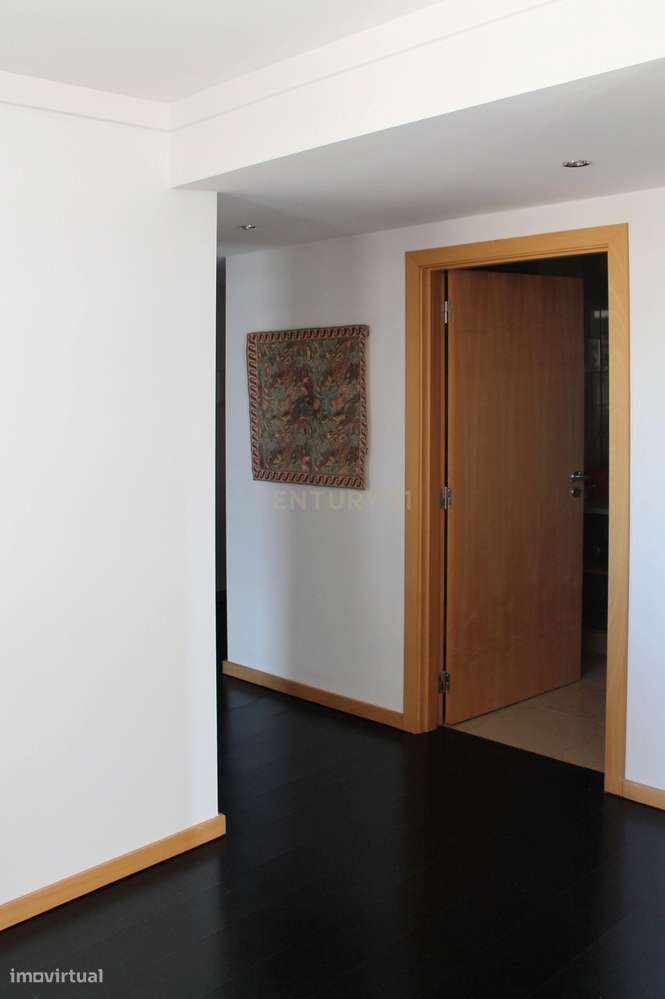 Apartamento T1 vista rio, edifício PANORAMIC, Parque das Nações-3