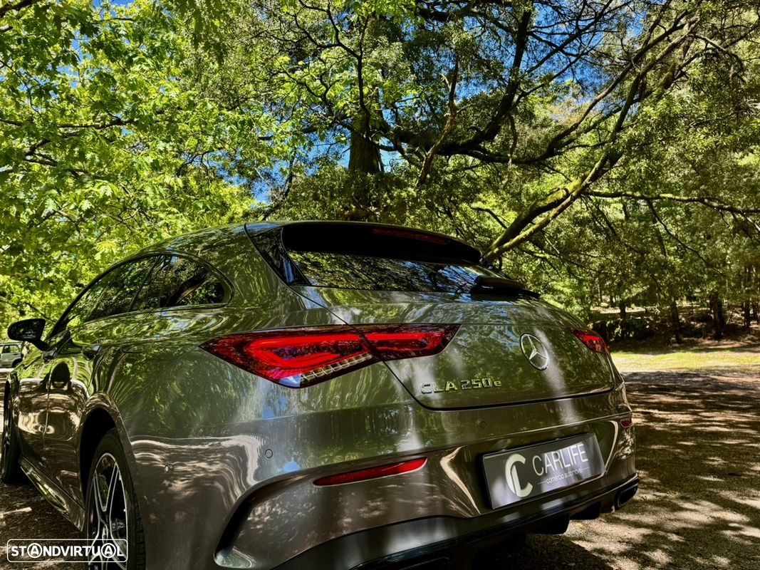 Mercedes-Benz CLA 250 e Shooting Brake AMG Line - 38