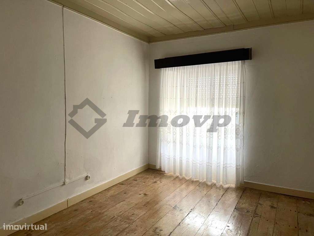 Moradia T7 localizada na Vila de Ourique - Grande imagem: 5/26