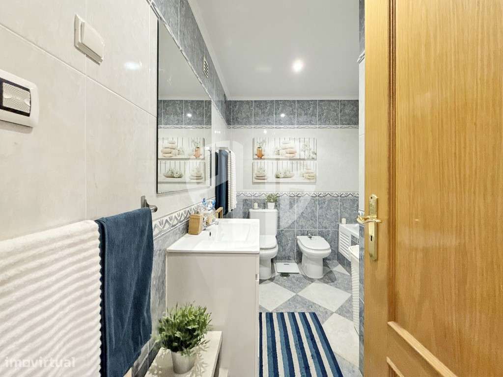 Apartamento T3 / C/Parqueamento // Santa Marta Corroios-25