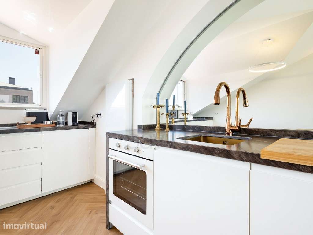 Apartamento T2 duplex com terraço, em Belém, Lisboa - Grande imagem: 4/17